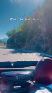 Eh oui, la @pgo.fr Cevennes est bien née dans les #cevennes 
Aussi, c’était le trio gagnant avec ciel et un ☀️magnifié !
Pur bonheur, pur plaisir, « pure drive » 😎
Et cela pour finir dans l’Ardèche, la Loire puis le retour #lyon fin de journée 
#locationvoituredecollectionmariage #cabriolet #voituremariage disponible chez pure drive