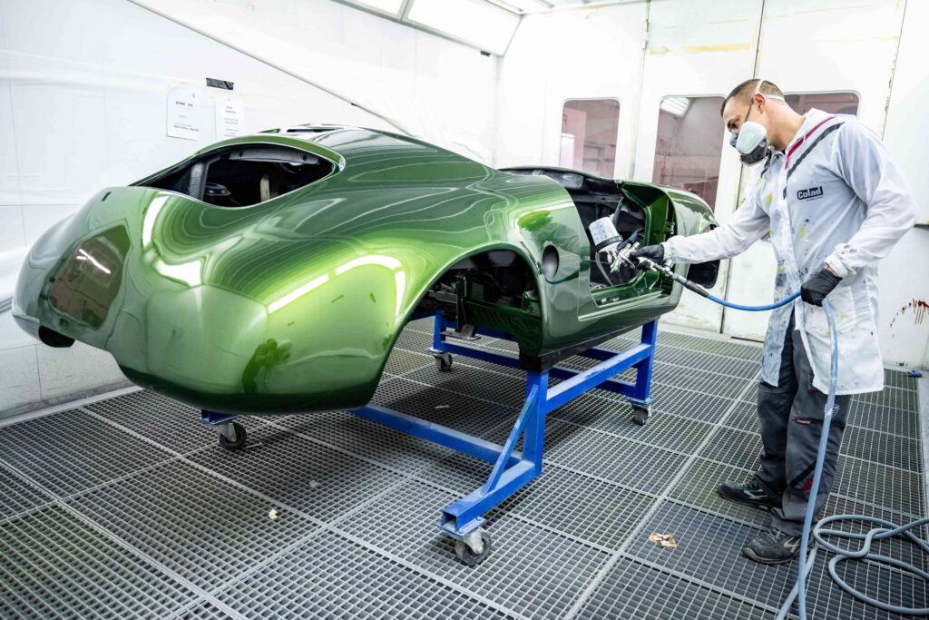 usine-pgo-carrosserie