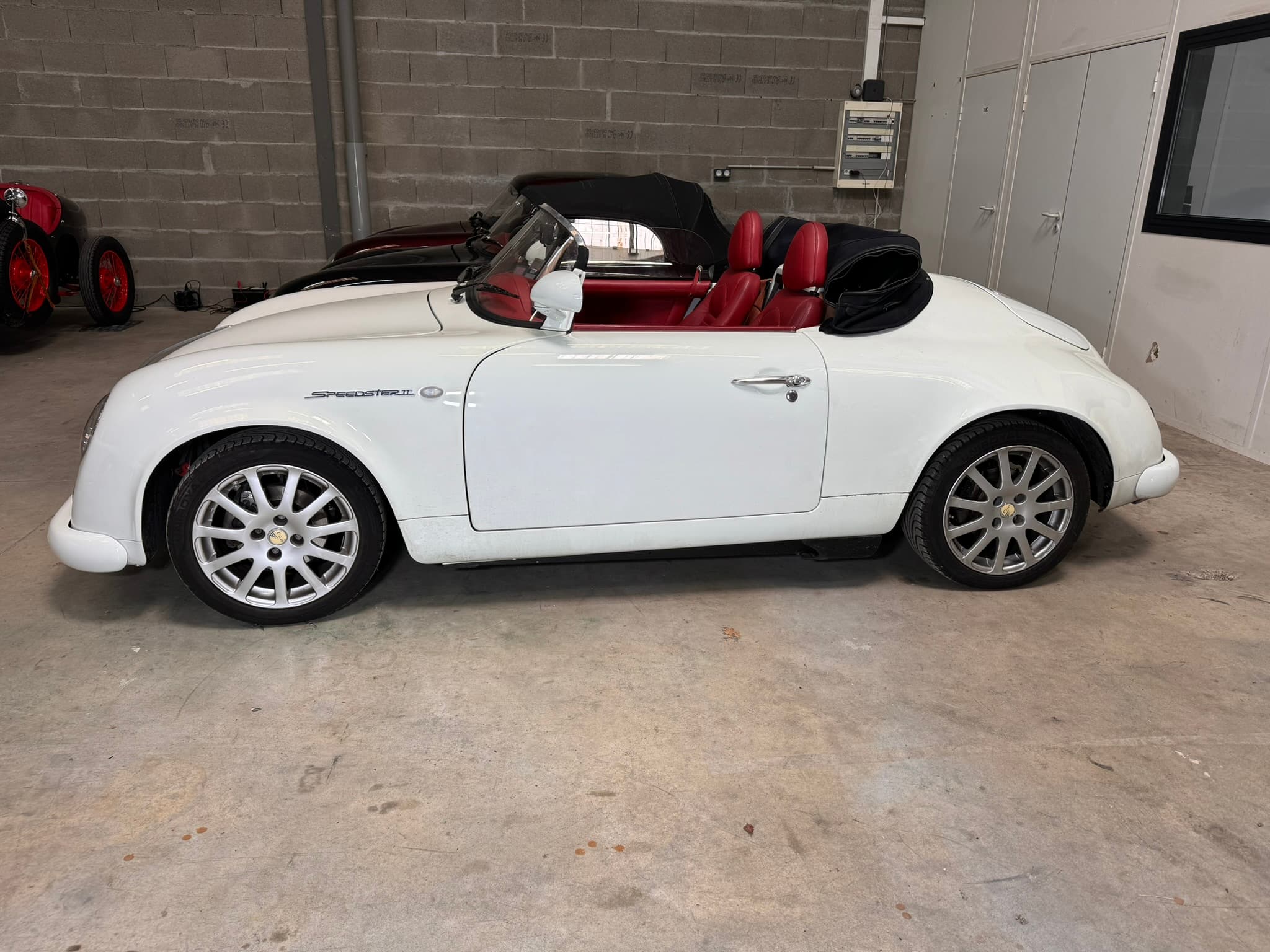 PGO Speedster vue de côté réplique Porsche 356 Lyon